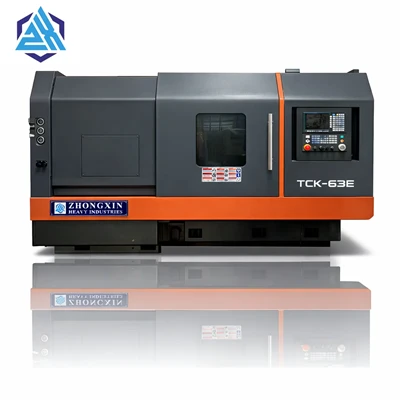 Tornio CNC a letto inclinato